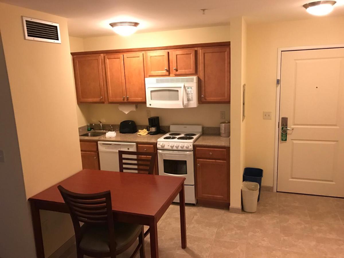 White River Inn & Suites وايت ريفر جنكشن المظهر الخارجي الصورة