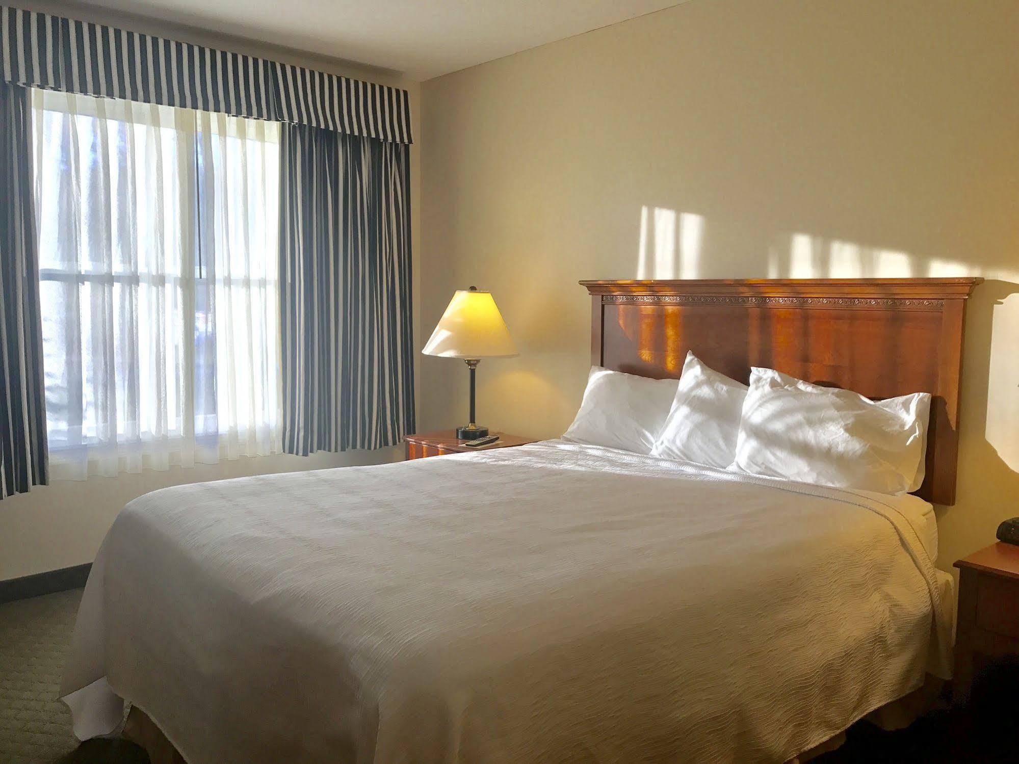 White River Inn & Suites وايت ريفر جنكشن المظهر الخارجي الصورة